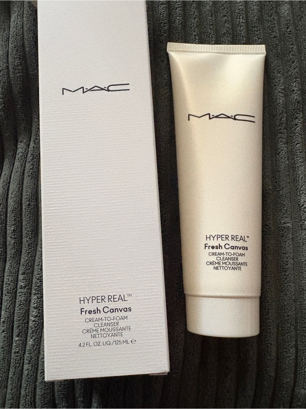 MAC Cosmetics Hyper Real Fresh Canvas Primer - White